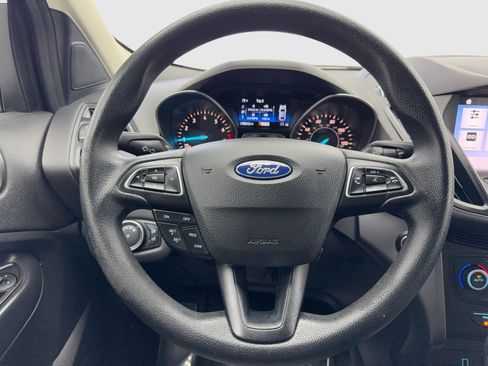 Used 2019 Ford Escape SE image 19