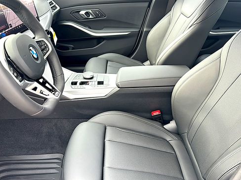 New 2026 BMW 330i Sedan w/ M Sport Package RWD image 10