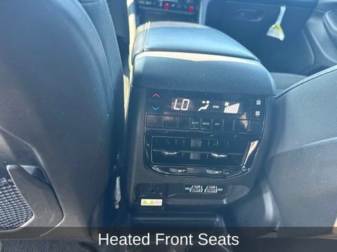 Certified 2024 Jeep Grand Cherokee L Altitude AWD/4WD image 27