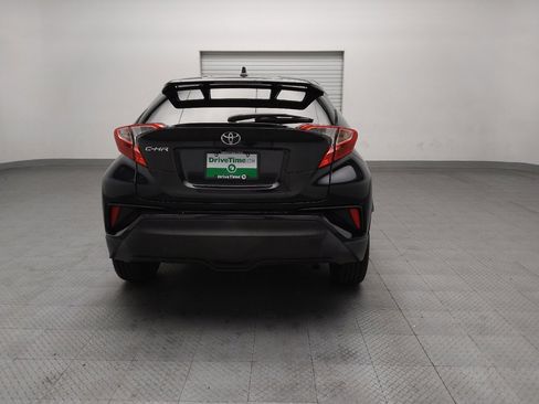 Used 2020 Toyota C-HR LE image 7
