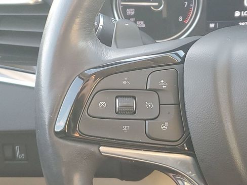 Used 2023 Buick Enclave Essence image 35