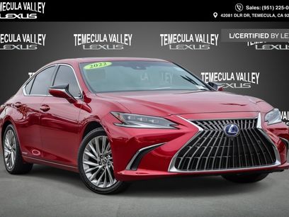 Certified 2022 Lexus ES 300h w/ Accessory Package