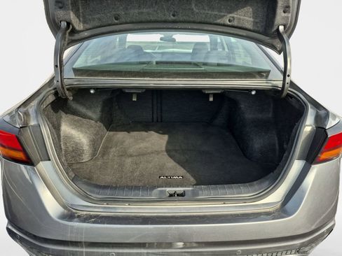 Used 2023 Nissan Altima 2.5 SV FWD image 22