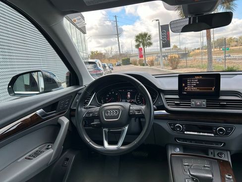 Used 2020 Audi Q5 2.0T Premium image 9