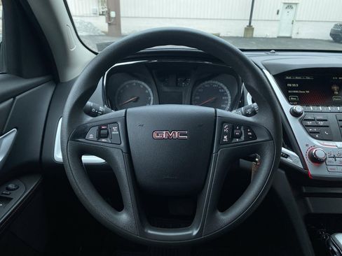 Used 2015 GMC Terrain SL image 2