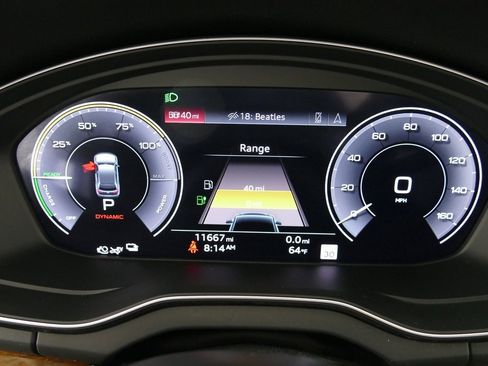 Used 2024 Audi Q5 e Prestige w/ Prestige Package image 16