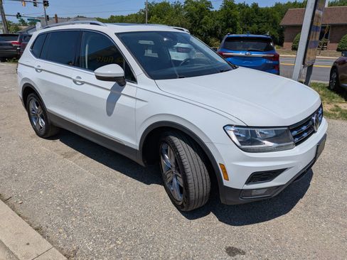 Used 2021 Volkswagen Tiguan SEL AWD/4WD image 8