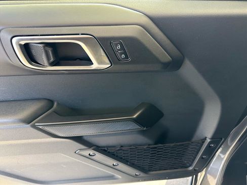 Certified 2025 Ford Bronco Badlands image 18