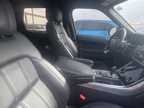 Used 2020 Land Rover Range Rover Sport HSE Dynamic image 5
