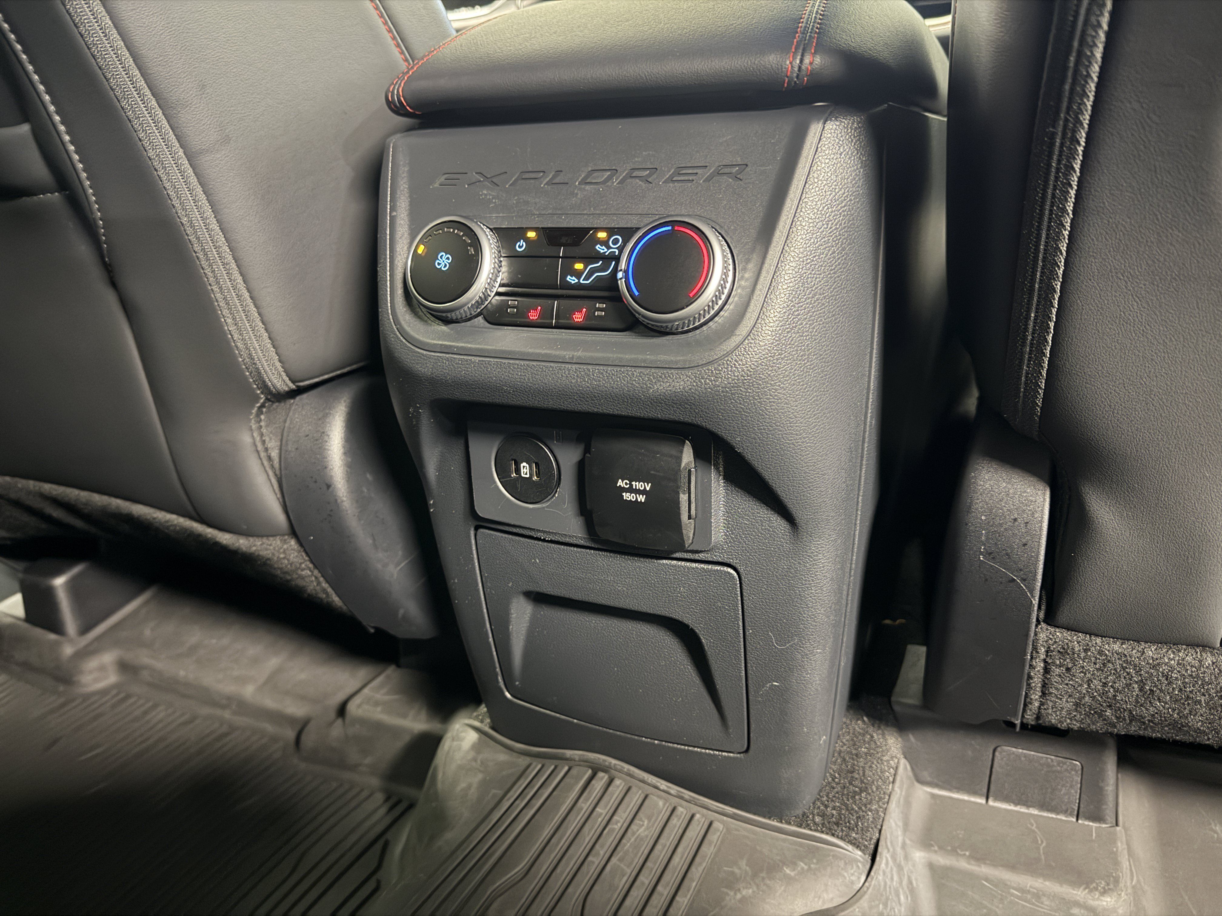 Used 2025 Ford Explorer ST AWD/4WD image 23