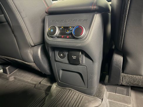 Used 2025 Ford Explorer ST AWD/4WD image 23