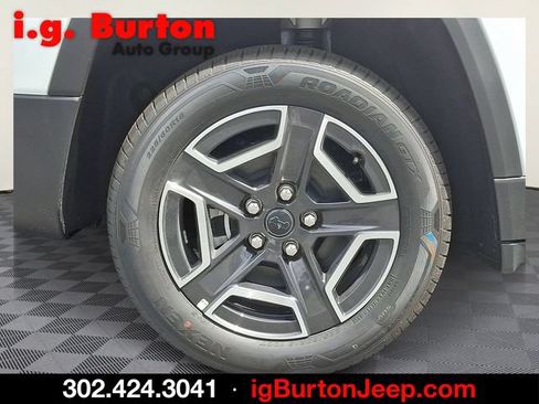 New 2026 Jeep Cherokee Limited AWD/4WD image 5