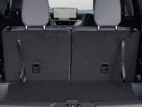 New 2025 Ford Explorer Active w/ Active Comfort Package image 5