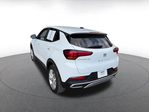 Used 2025 Buick Encore GX Preferred FWD image 11