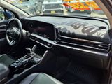 Used 2023 Kia Sportage SX image 5