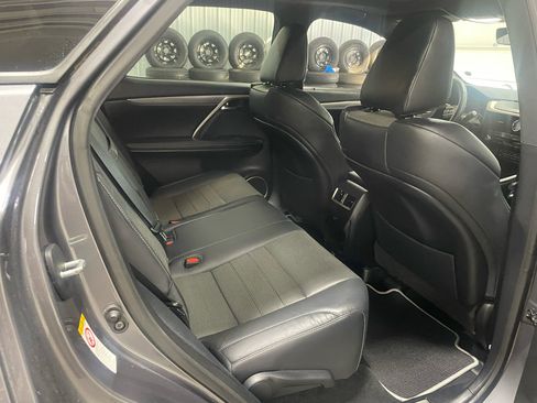 Used 2019 Lexus RX 450h AWD image 34