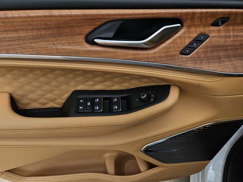 New 2026 Jeep Grand Cherokee L Summit AWD/4WD image 17