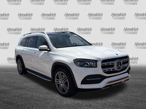 Used 2022 Mercedes-Benz GLS 450 4MATIC image 2