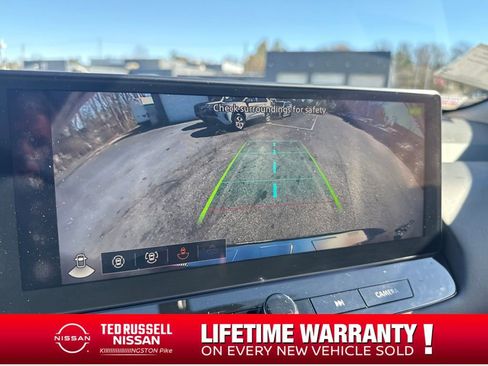 New 2026 Nissan Rogue Platinum image 32