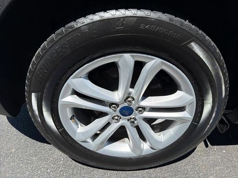 Used 2020 Ford Edge SEL w/ Cargo Accessory Package FWD image 38