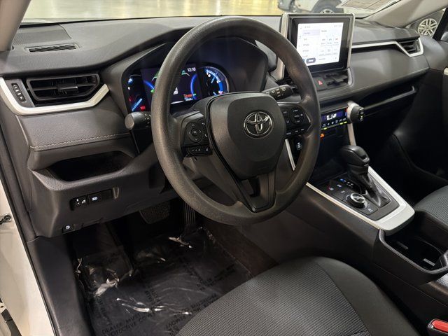 Used 2024 Toyota RAV4 LE AWD/4WD image 14