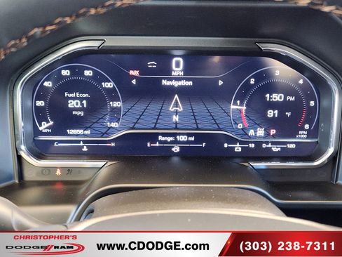 Used 2025 GMC Sierra 1500 AT4 w/ AT4 Premium Package AWD/4WD image 10