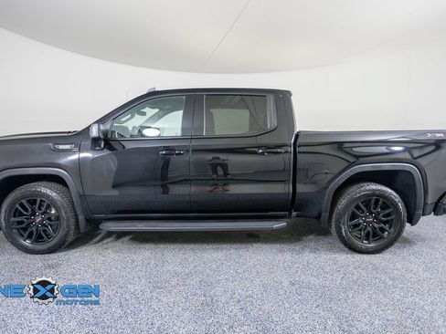 Used 2024 GMC Sierra 1500 Elevation w/ X31 Off-Road Package AWD/4WD image 4