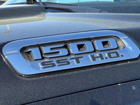 Used 2025 RAM 1500 Limited w/ Bed Utility Group AWD/4WD image 9