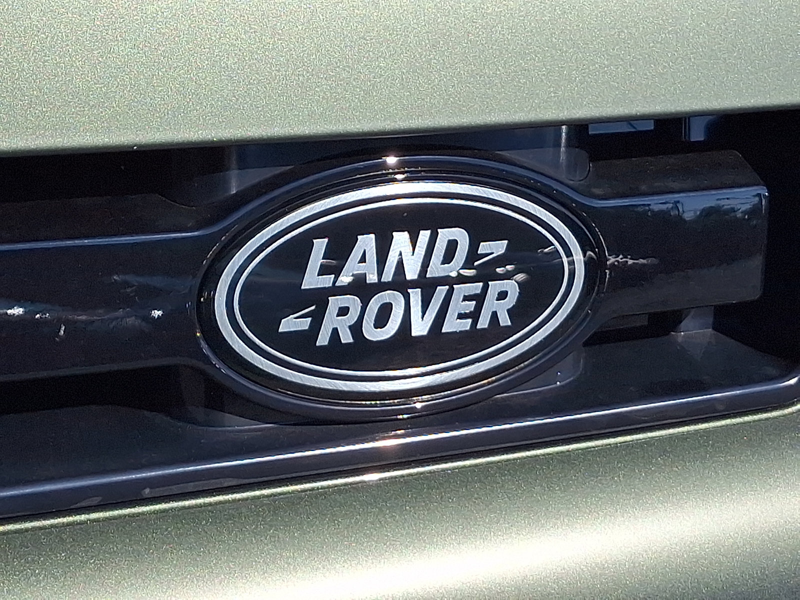 New 2026 Land Rover Defender 110 S AWD/4WD image 19