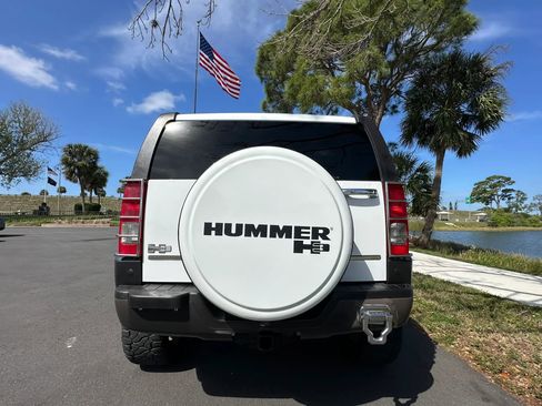 Used 2006 HUMMER H3 AWD/4WD image 9