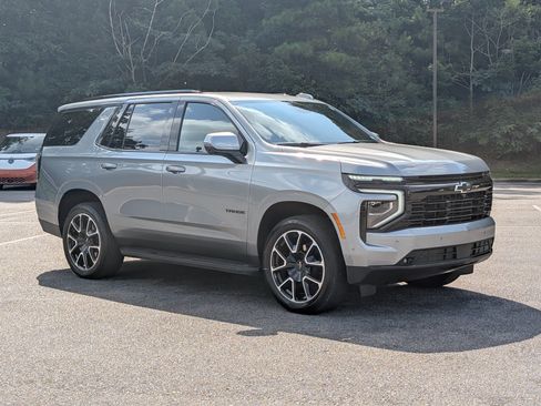 Used 2026 Chevrolet Tahoe RST w/ Comfort Package RWD image 11