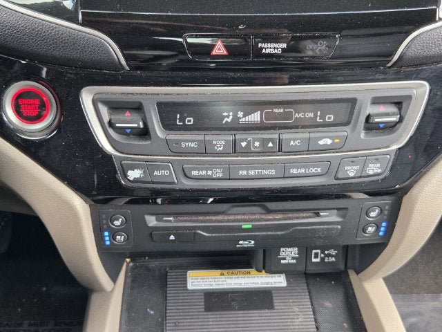 Used 2019 Honda Pilot Elite image 24