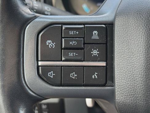 Used 2024 Ford F250 Lariat w/ Lariat Ultimate Package AWD/4WD image 18