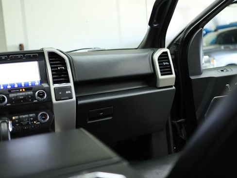 Used 2020 Ford F150 Lariat w/ Equipment Group 502A Luxury image 57