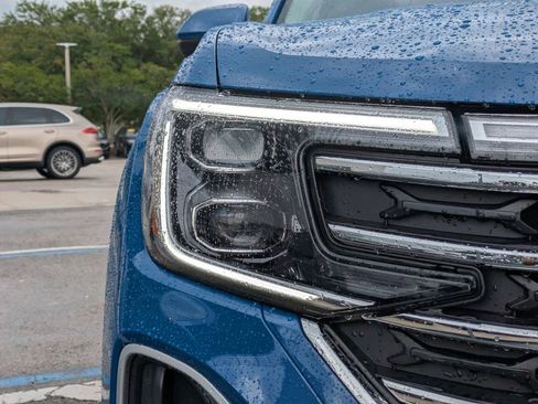 Certified 2026 Volkswagen Atlas SE w/ Panoramic Sunroof Package FWD image 10
