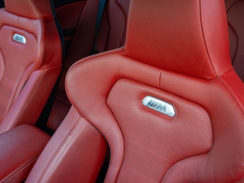 Used 2017 BMW M4 Coupe image 22