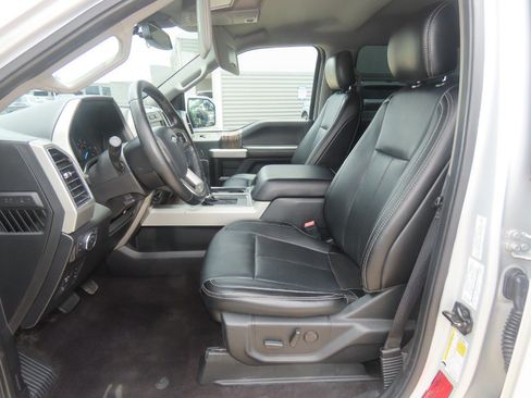 Used 2019 Ford F150 Lariat AWD/4WD image 26