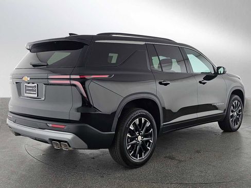 New 2026 Chevrolet Traverse LT w/ Sun and Wheel Package image 3