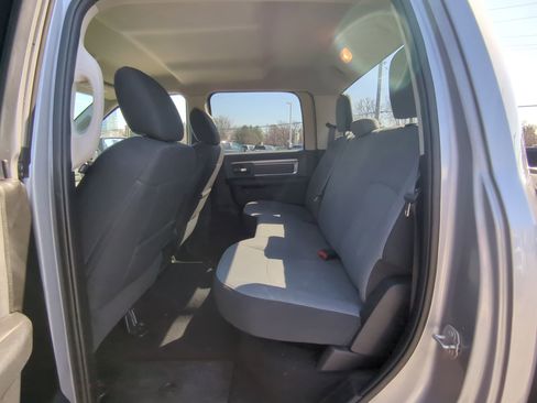 Used 2021 RAM 1500 Classic SLT image 10