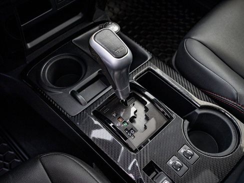 Used 2020 Toyota 4Runner TRD Off-Road Premium image 30