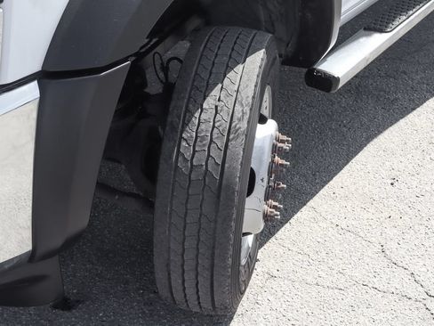 Used 2020 RAM 5500 Tradesman RWD image 37