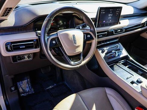 Used 2023 Lincoln Aviator Reserve w/ Equipment Group 201A AWD/4WD image 10