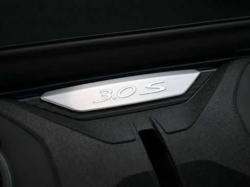 Certified 2022 Porsche 911 Carrera S RWD image 31