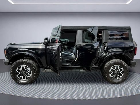 Used 2022 Ford Bronco Outer Banks AWD/4WD image 6