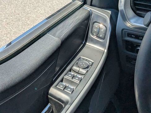 Used 2024 Ford F150 Lariat w/ Bed Utility Package AWD/4WD image 19
