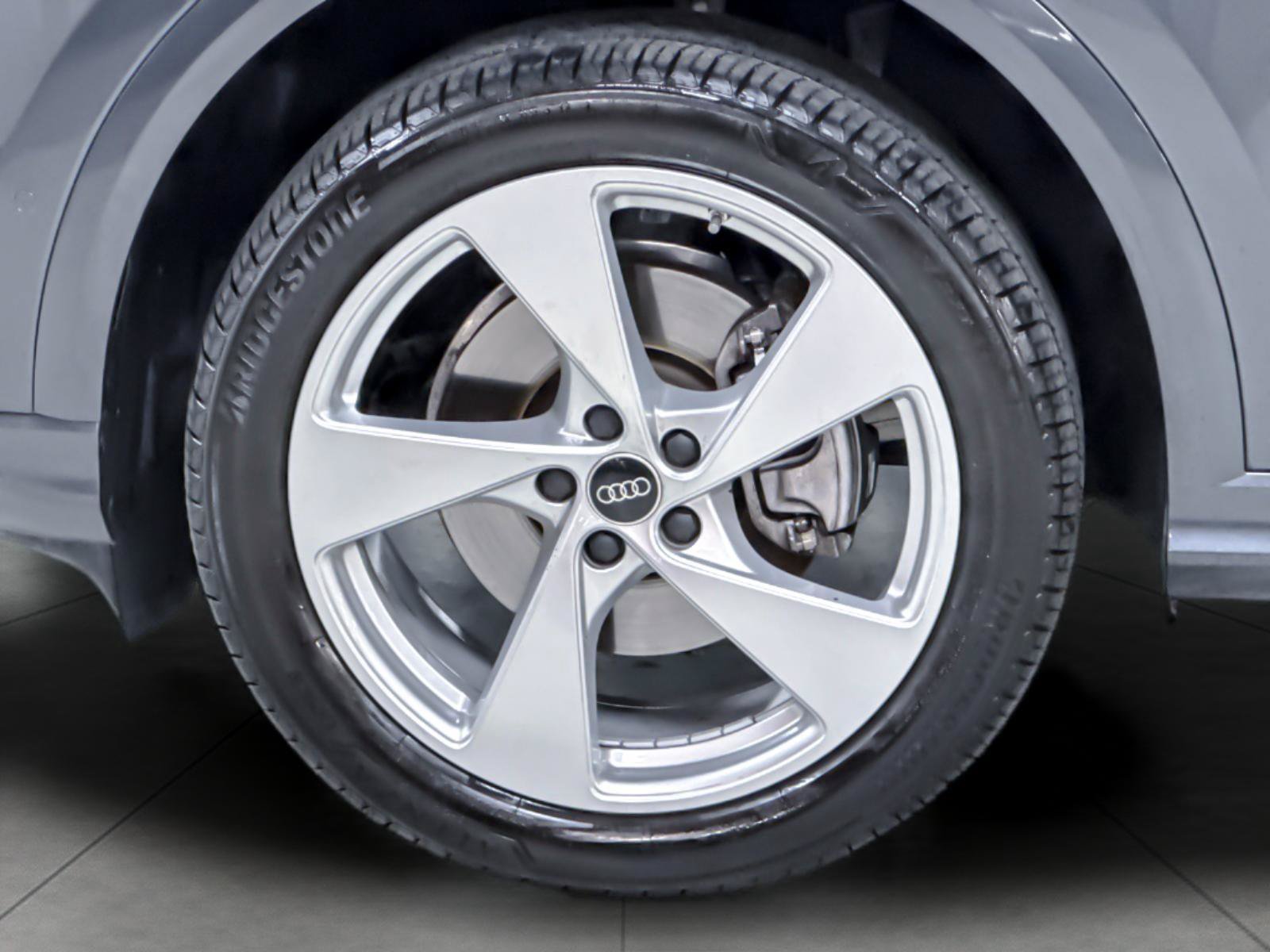 Used 2025 Audi Q5 Premium Plus w/ Premium Plus AWD/4WD image 26