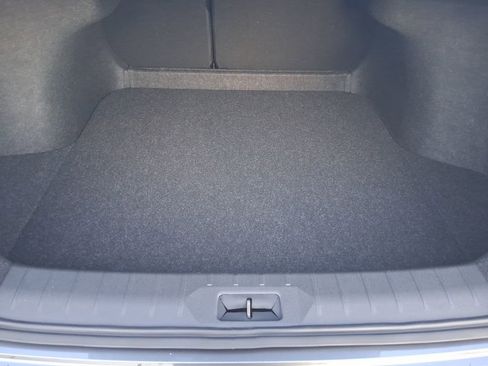 New 2026 Nissan Sentra SV w/ SV Convenience Package FWD image 7