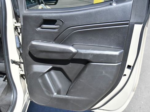 Used 2023 Chevrolet Colorado W/T RWD image 40