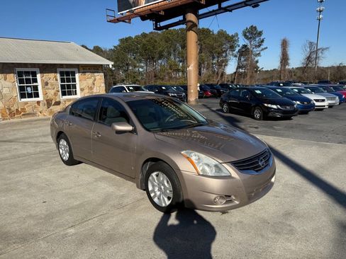 Used 2011 Nissan Altima 2.5 S image 9