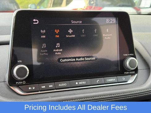 Used 2025 Nissan Rogue SV AWD/4WD image 9
